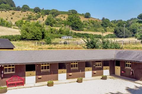 1 bedroom equestrian property to rent, Halsway , Taunton