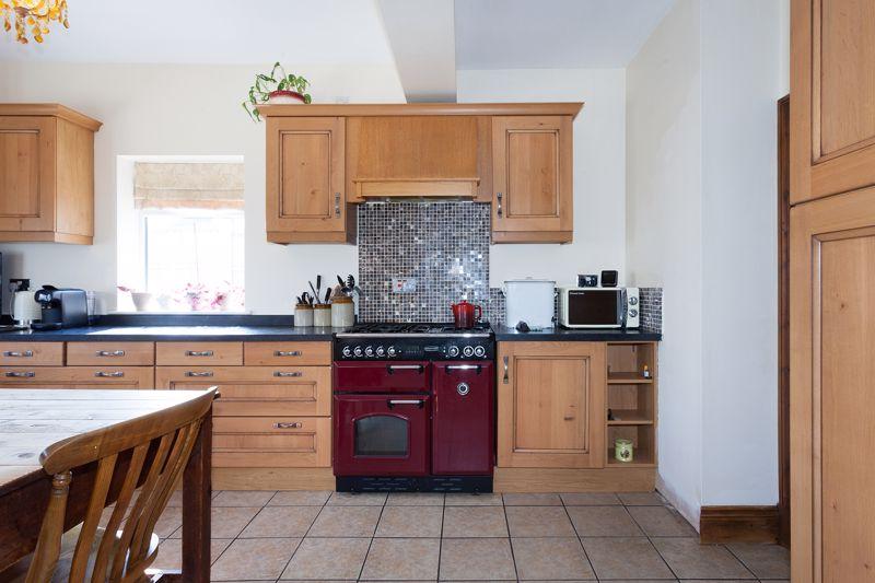 Dining kitchen