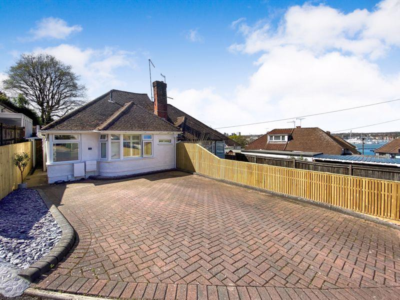 Braeside Crescent