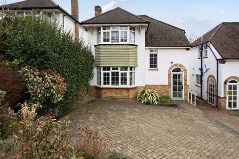 7 Raglan Court, South Croydon, CR2 6NT