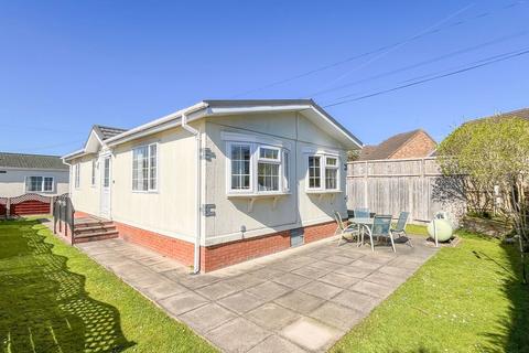 2 bedroom detached bungalow for sale, Lawn Lane, Wolverhampton