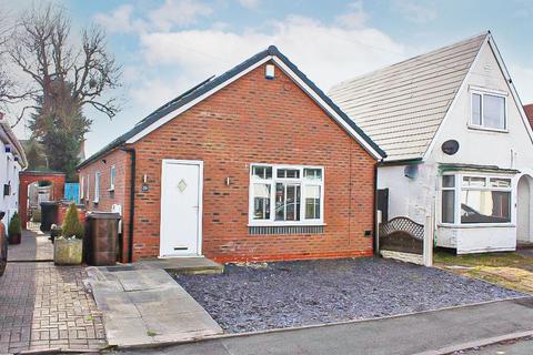 2 bedroom bungalow for sale, Malins Road, Wolverhampton, WV4 6AW