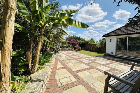 3 bedroom bungalow for sale, Meadow Walk, The Orchard, Ewell