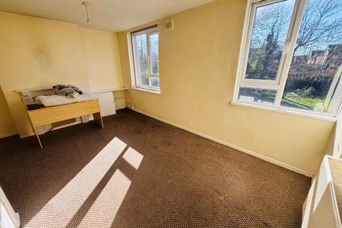 2 bedroom apartment for sale, Woodington Road, Sutton Coldfield, B75 7PY