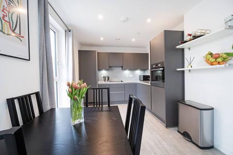 2 bedroom flat for sale, Ironworks Way, Upton Park, London, E13