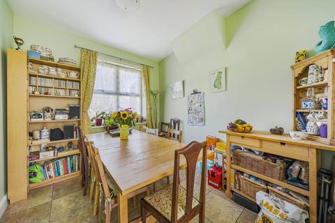 4 bedroom semi-detached house for sale, Drayton Road, Leytonstone, London, E11