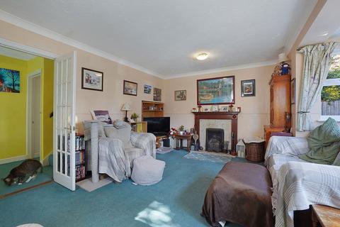 1 Marsham Way, Halling, Rochester, ME2 1LY