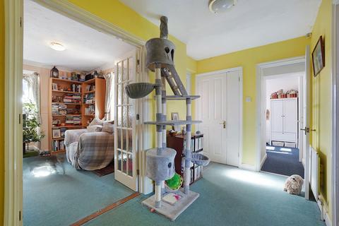 1 Marsham Way, Halling, Rochester, ME2 1LY