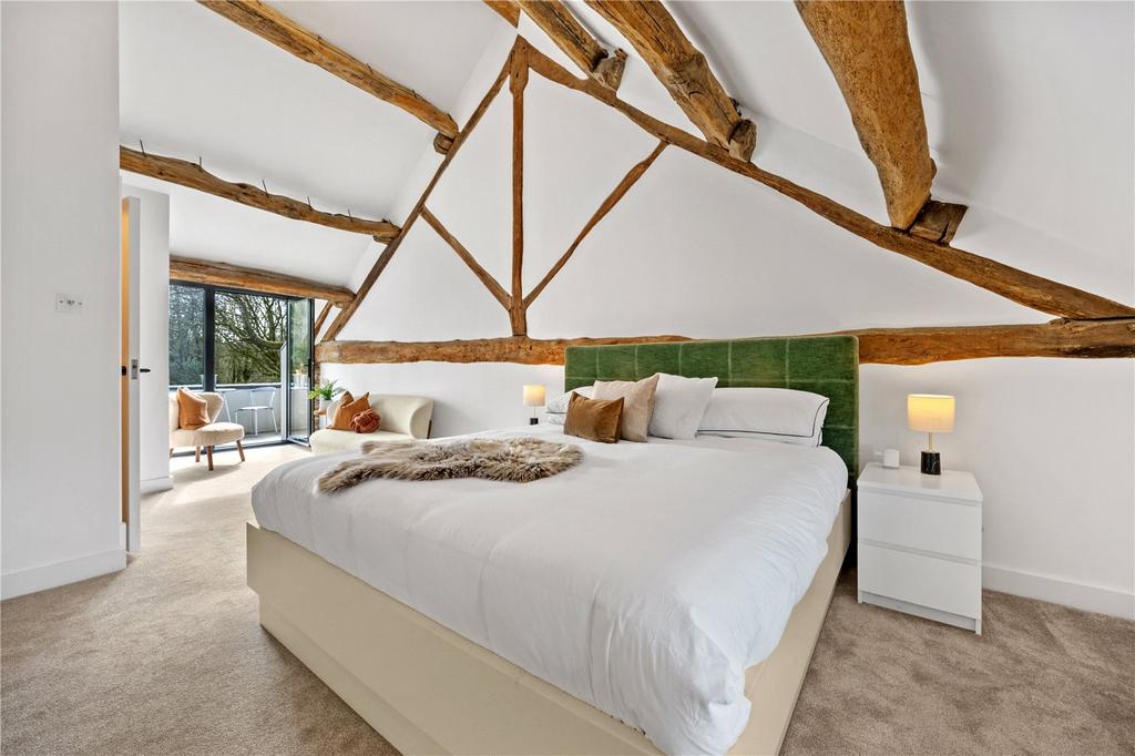 Main Bedroom