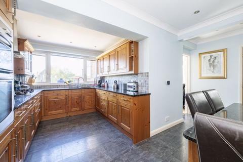 4 bedroom chalet for sale, Scotsford Road, Broad Oak