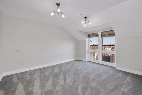 2 bedroom retirement property for sale, Airfield Road, Bury St. Edmunds