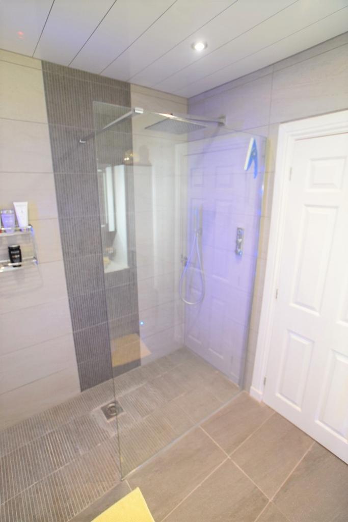 6 Turnberry Avenue, Dumfries, DG1 4 GY - Grieve Gri