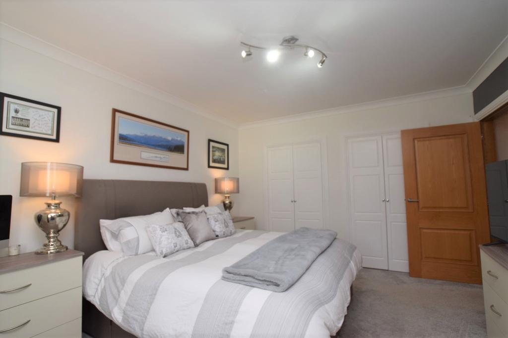 6 Turnberry Avenue, Dumfries, DG1 4 GY - Grieve Gri