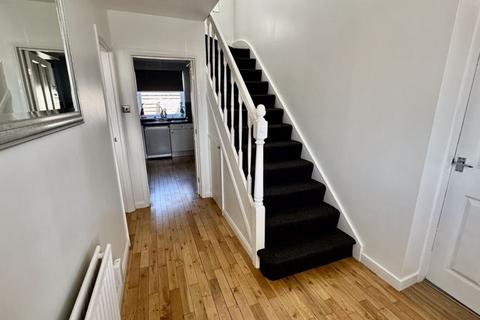 4 bedroom semi-detached house for sale, The Cedars, Gateshead NE9