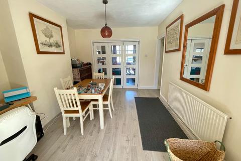 3 bedroom semi-detached house for sale, Markham Road, Luton, Bedfordshire, LU3 2BS