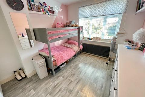 7 Clevedon Road, Luton, LU2 9EB