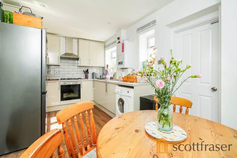 3 bedroom terraced house to rent, Dashwood Road, Oxford, OX4