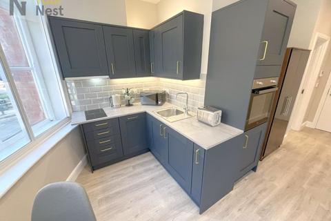 Studio to rent, Apartment 15, Centaur House, Great George Street, Leeds, LS1 3LA