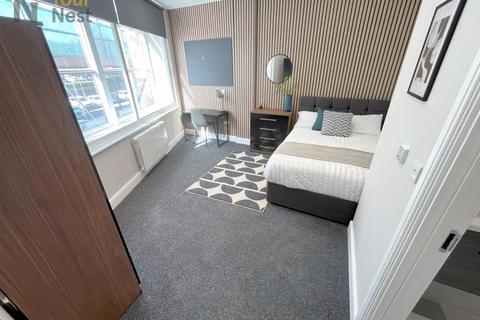 Studio to rent, Apartment 7, Centaur House, Great George Street, Leeds, LS1 3LA