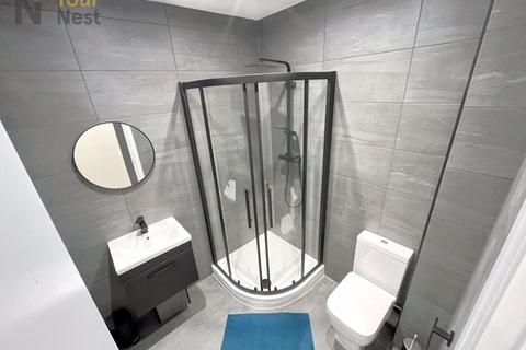 2 bedroom apartment to rent, Apartment 10, Centaur House, Great George Street, Leeds, LS1 3LA