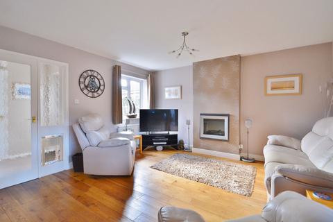 19 Henrietta Road, Thame, OX9 3TJ