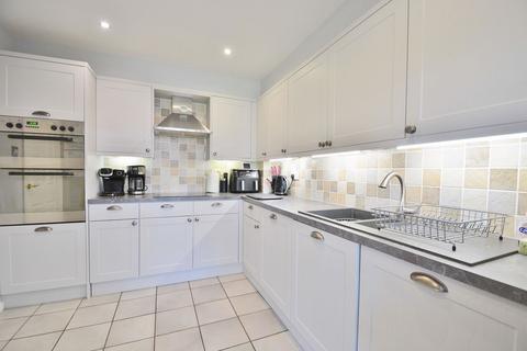 19 Henrietta Road, Thame, OX9 3TJ