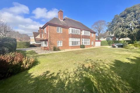 Beechwood Avenue, Boscombe Manor
