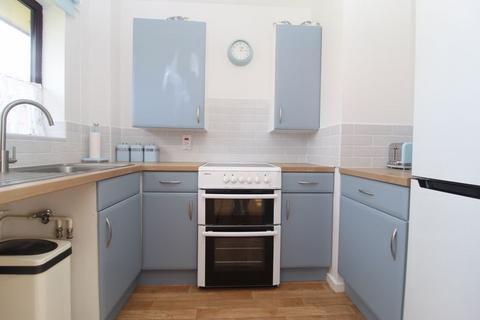 1 bedroom semi-detached bungalow for sale, Walcourt Road, Bedford MK42