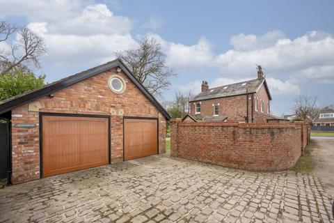 Beech House Highfield Road, Croston, Leyland, PR26 9HH