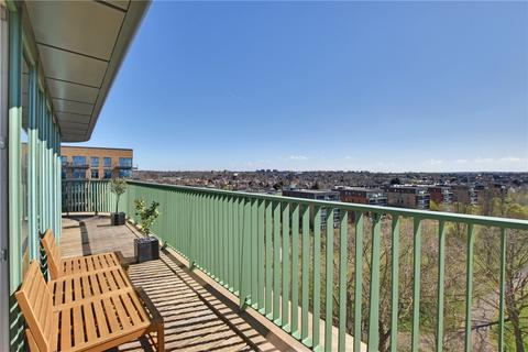 2 bedroom penthouse for sale, Ottley Drive, Blackheath, London, SE3