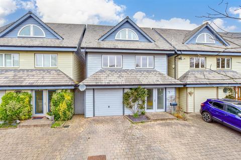 4 bedroom detached house for sale, Parkside Close, Waterlooville PO7