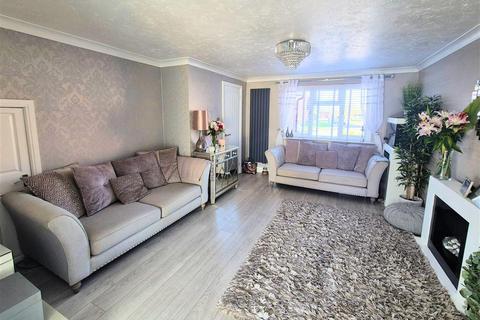 3 bedroom detached house for sale, Ridgemoor Road, Leominster, HR6 8UJ