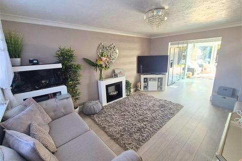 3 bedroom detached house for sale, Ridgemoor Road, Leominster, HR6 8UJ