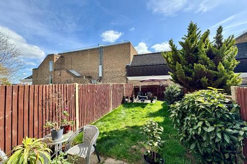 8 Windermere Close, Flitwick, Bedford, MK45 1NQ