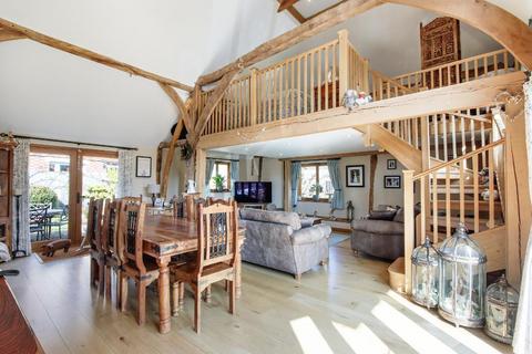 2 bedroom barn conversion for sale, Egerton Forstal, Egerton Forstal, Kent, TN27 9EL