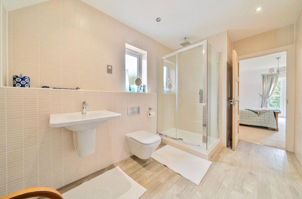 Bedroom Two En-Suite