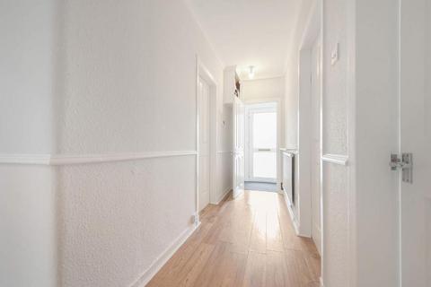 86 Rylees Crescent, Glasgow, G52 4BY