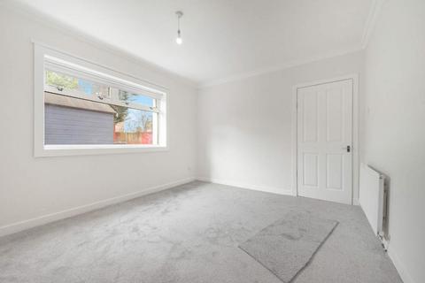 86 Rylees Crescent, Glasgow, G52 4BY