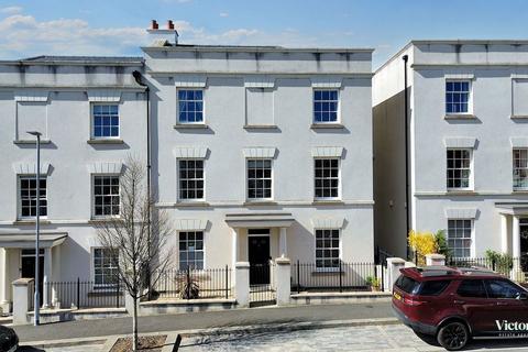 undefined, Sherford PL9
