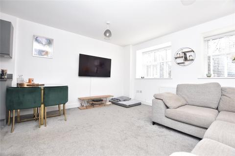 3 bedroom townhouse for sale, Sterling Rise, Morley, Leeds, West Yorkshire