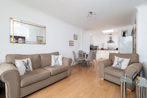 1 bedroom apartment for sale, Mickleham Gardens, Sutton SM3
