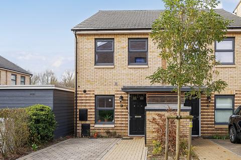 2 bedroom semi-detached house for sale, Parchment Close, Mitcham CR4