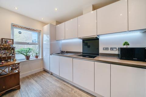 20 Parchment Close, Mitcham, CR4 4FN