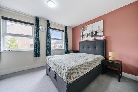 20 Parchment Close, Mitcham, CR4 4FN