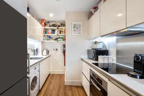 2 bedroom apartment for sale, Sandringham Avenue, Wimbledon SW20