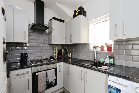 14 Browning Close, Sheffield, S6 1BY