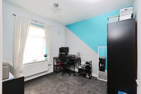 14 Browning Close, Sheffield, S6 1BY