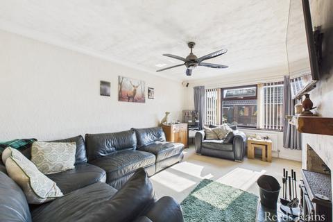 undefined, Osbourne Drive, Hull HU12