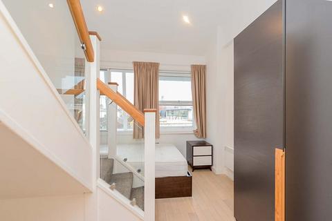 1 bedroom apartment to rent, Produce Exchange Building, Liverpool L2