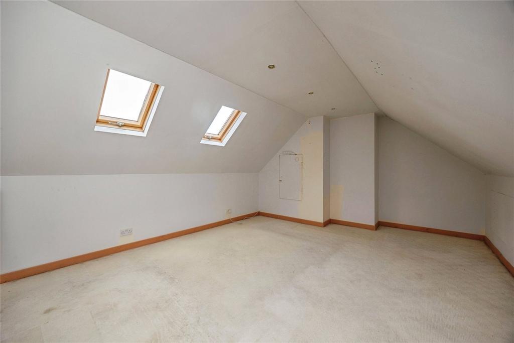 3rd Bed/Loft Room